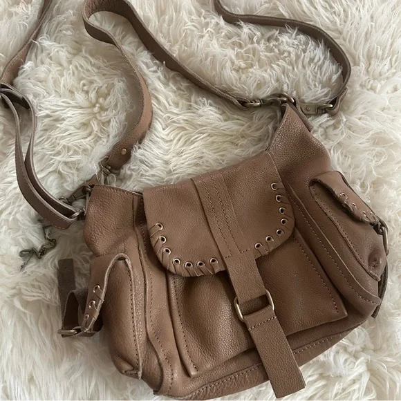 We The Free Baby Leigh Distressed Tote Bag - Picture 1 of 4